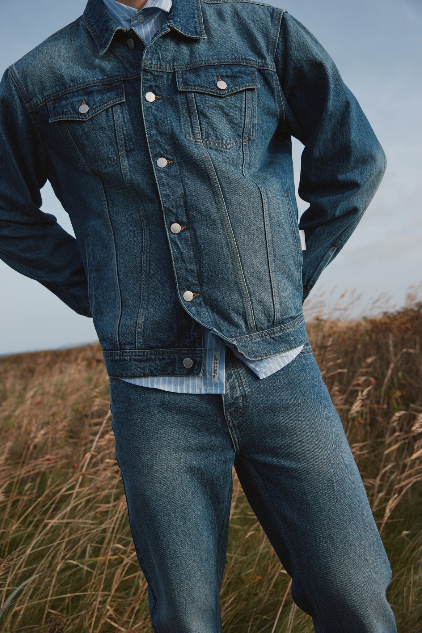 CASUAL FRIDAY - MAXEMIL0222 relaxed denim jacket - 20505563 - Boutique Bubbles