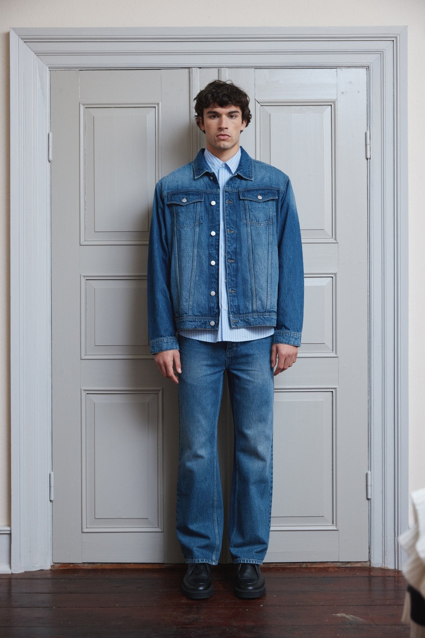 CASUAL FRIDAY - MAXEMIL0222 relaxed denim jacket - 20505563 - Boutique Bubbles