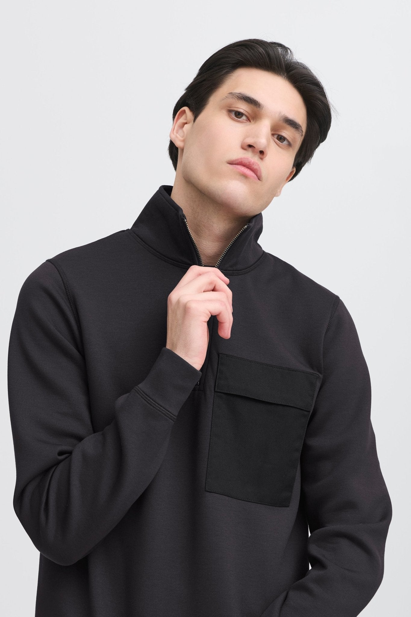 CASUAL FRIDAY - RO viscose sweat w.contrast pocket - 20505627 - Boutique Bubbles