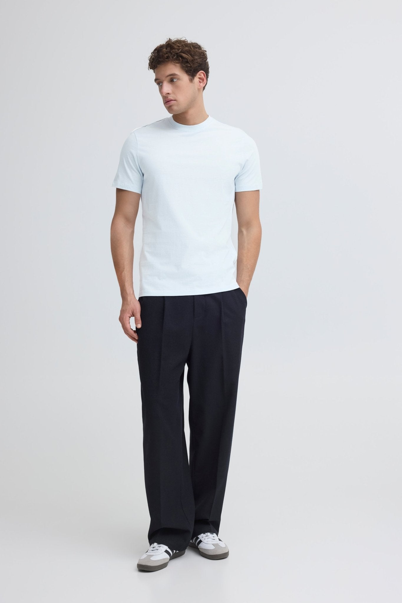 CASUAL FRIDAY - THOR micro striped tee - 20504834 - Boutique Bubbles