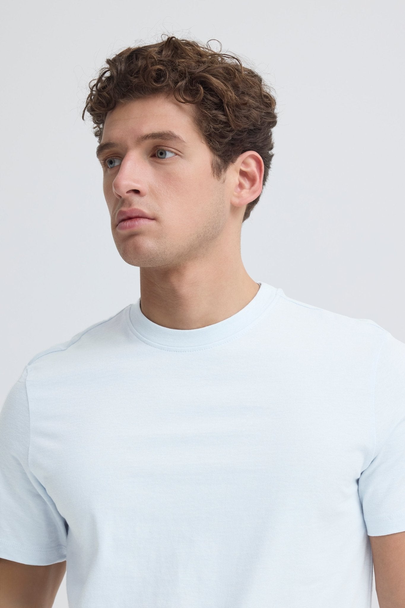 CASUAL FRIDAY - THOR micro striped tee - 20504834 - Boutique Bubbles