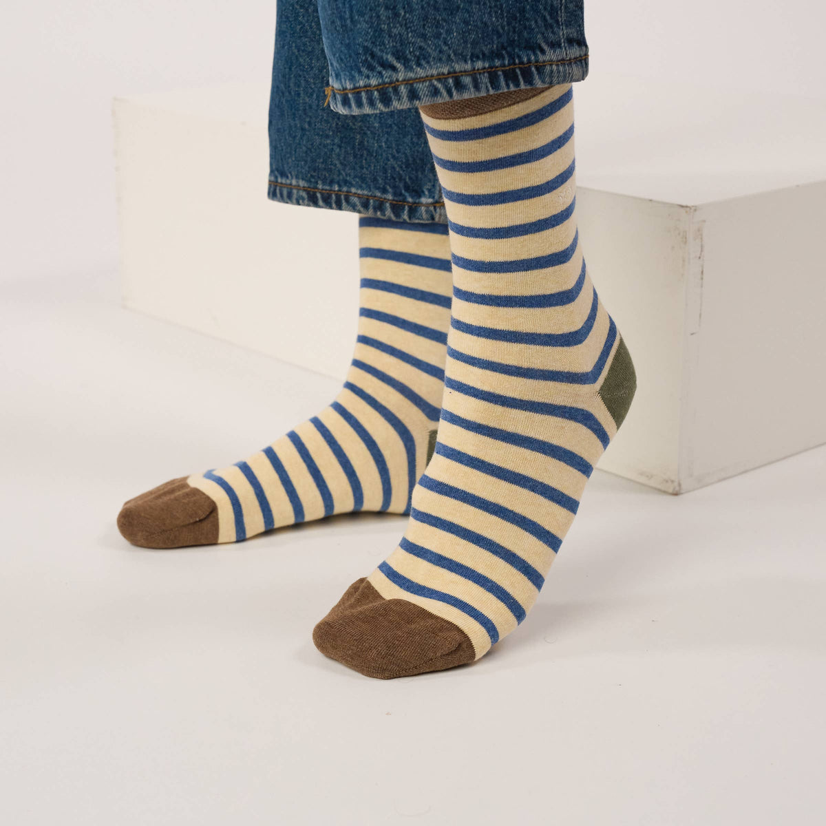 Combed cotton socks with wide stripes - Beige with blue stripes