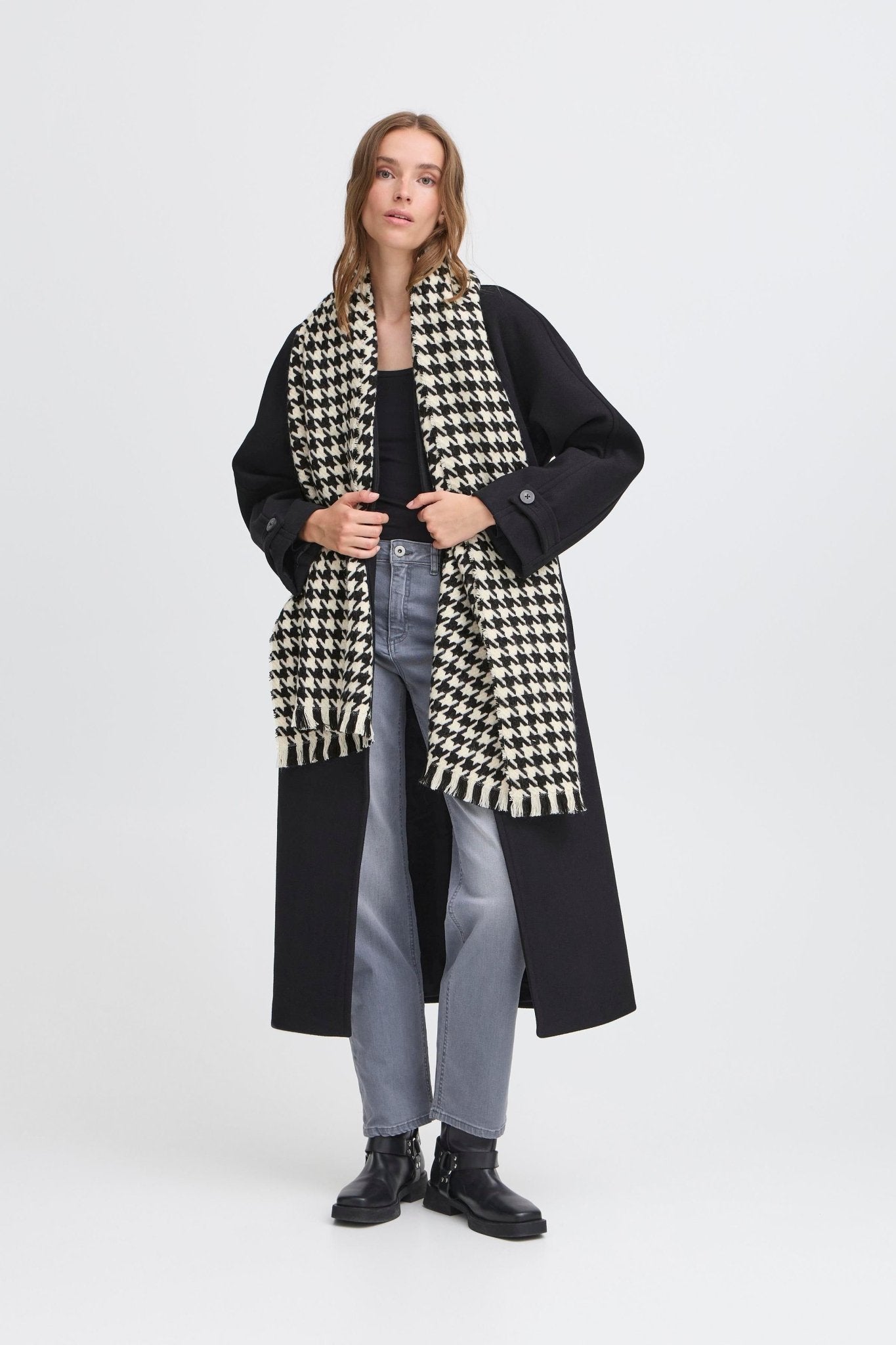 ICHI - IAVANJAA Scarf - 20117196 - Boutique Bubbles