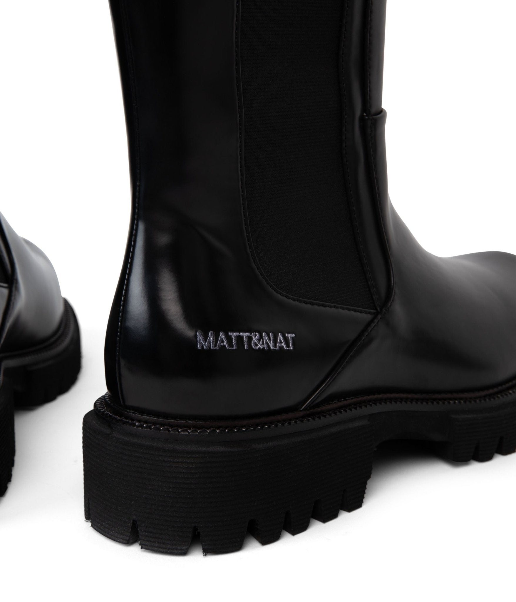 MATT&NAT - KRAUSE Men’s Vegan Chelsea Boots - Boutique Bubbles