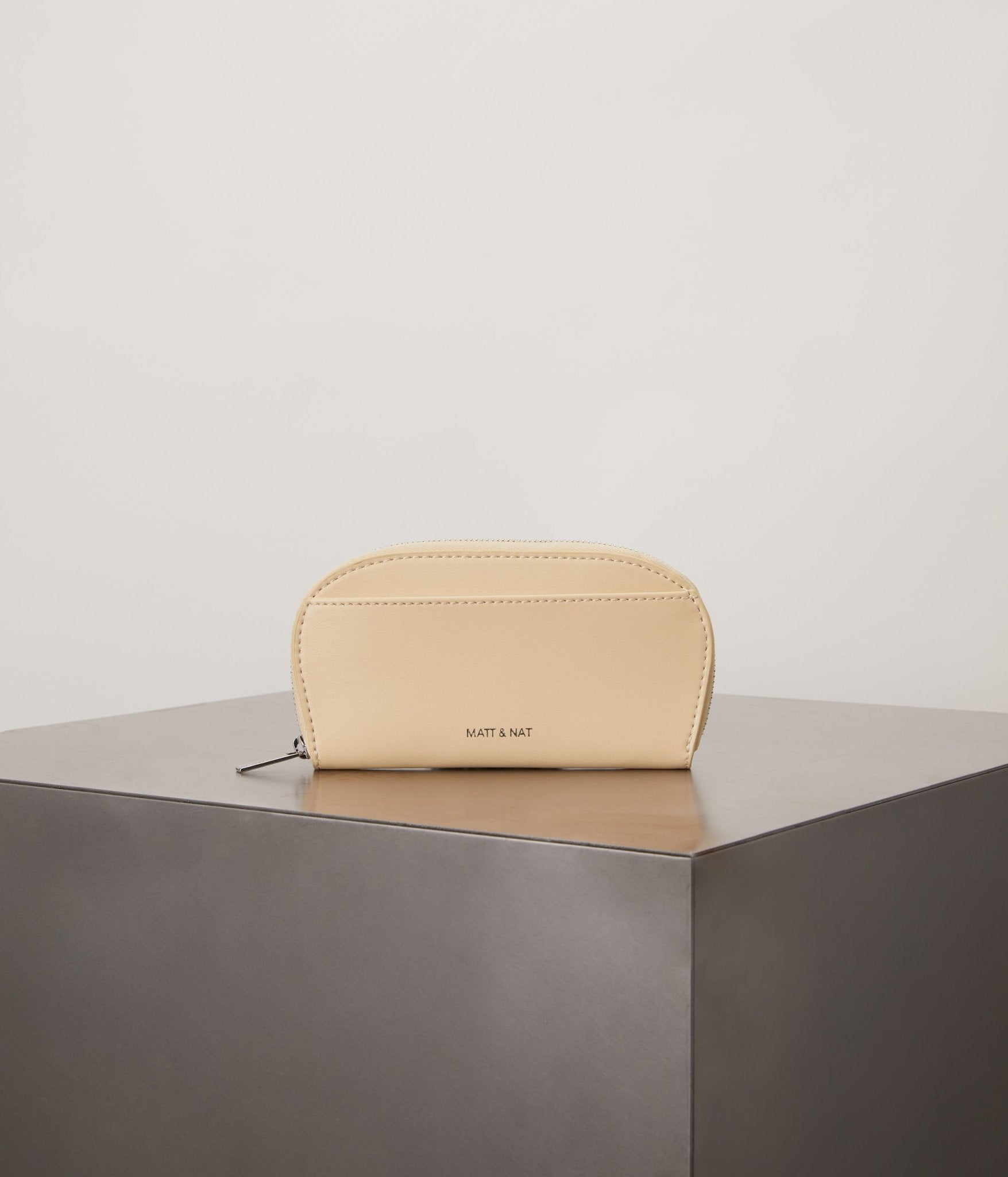 MATT&NAT - MEREL Vegan Card Holder – UPPEAL™ - Boutique Bubbles