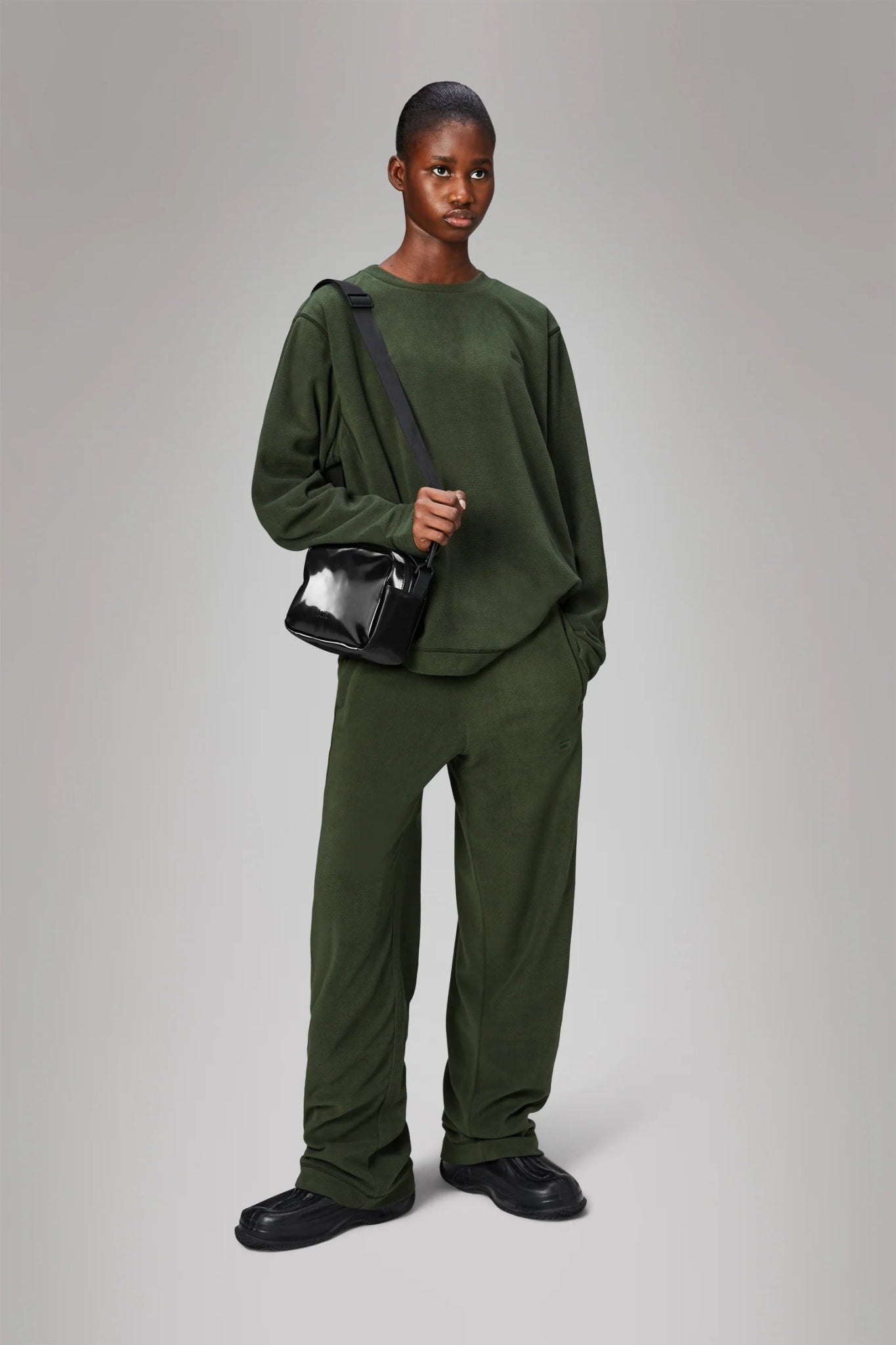 RAINS ADDIS Fleece Crewneck - Boutique Bubbles