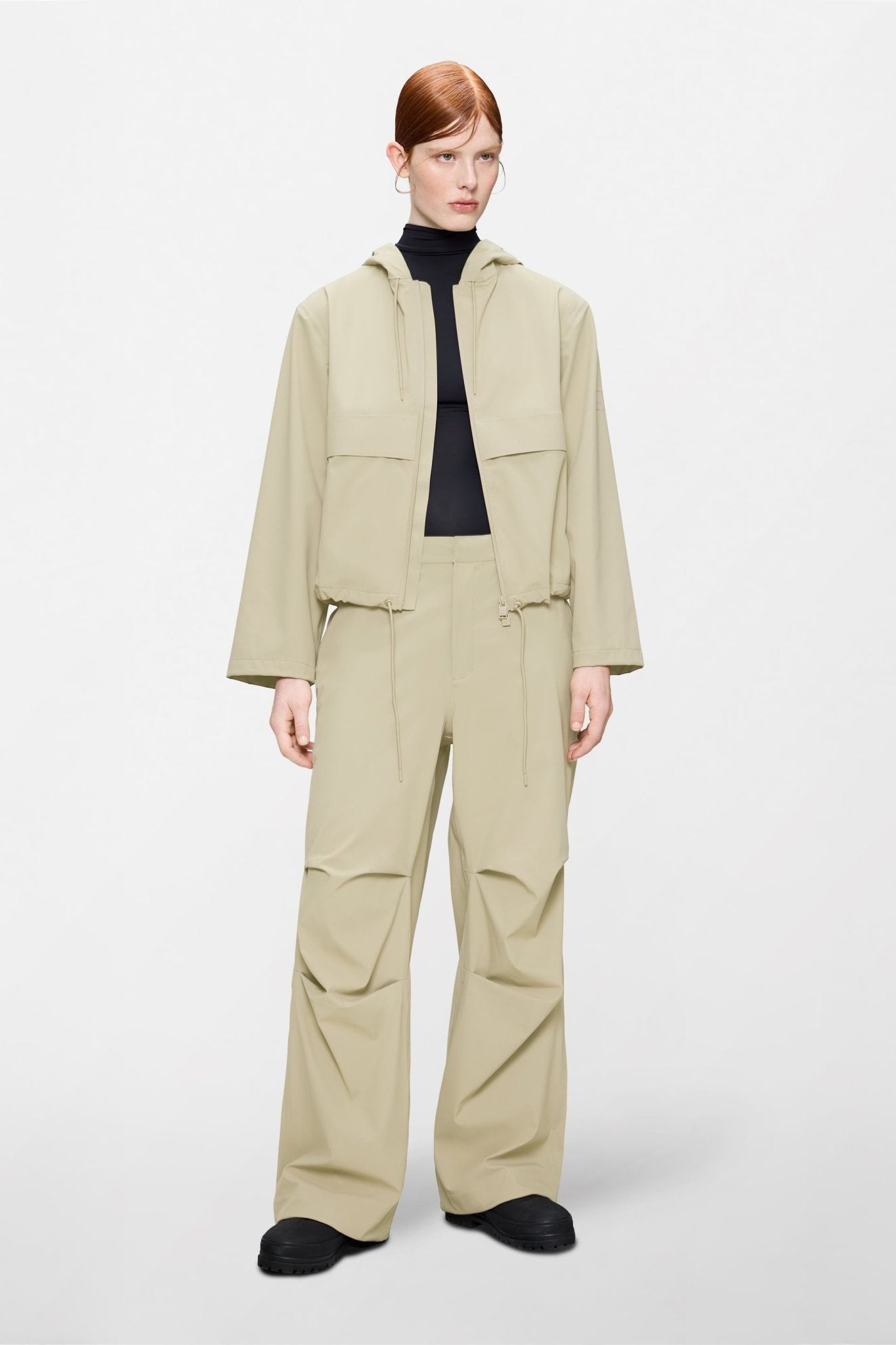 RAINS - Suva Hardshell Short String W Jacket W3 - Boutique Bubbles