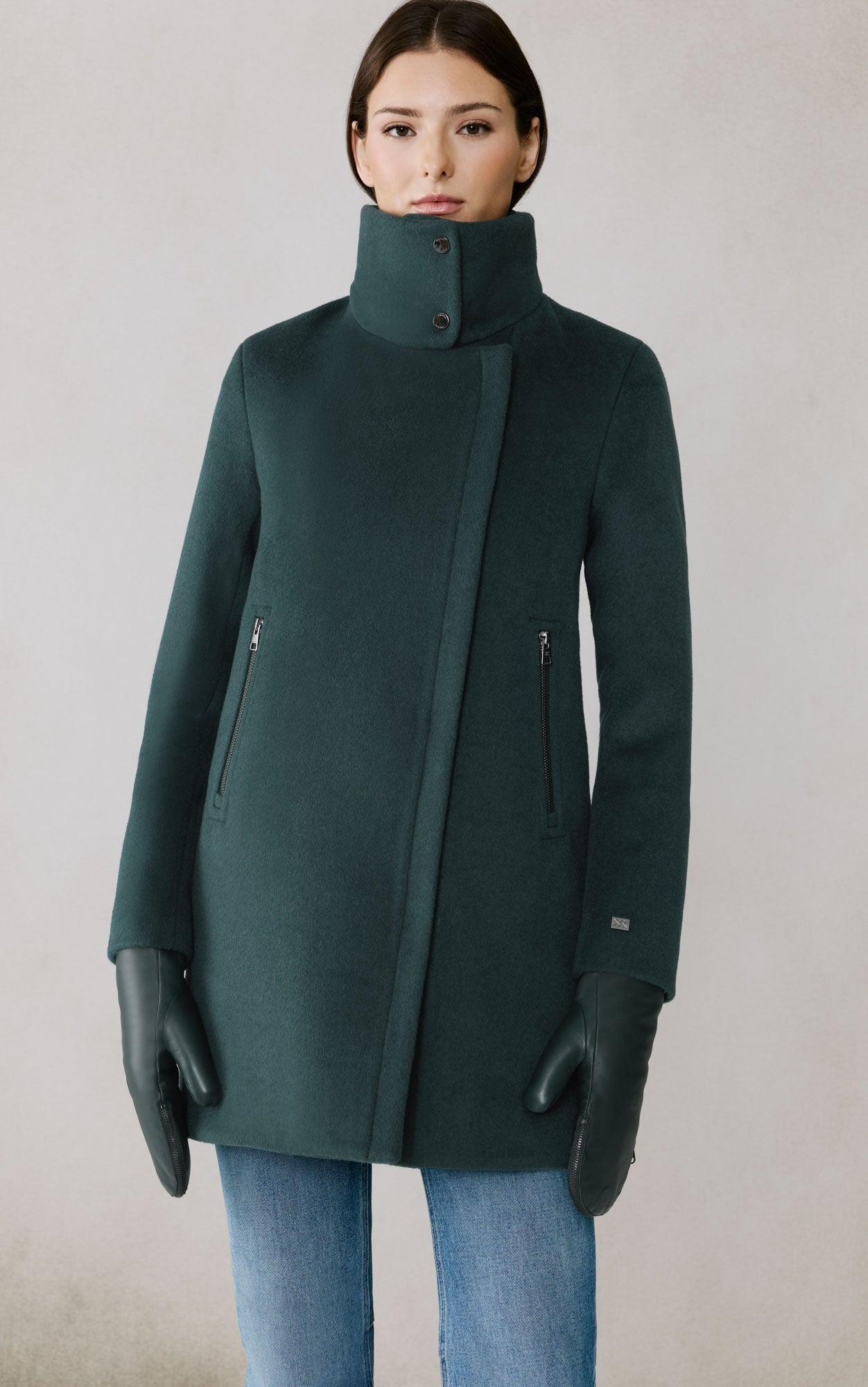 SOIA&KYO ABBI - Straight - Fit Mixed Media Wool Coat With Removable Bib - Boutique Bubbles