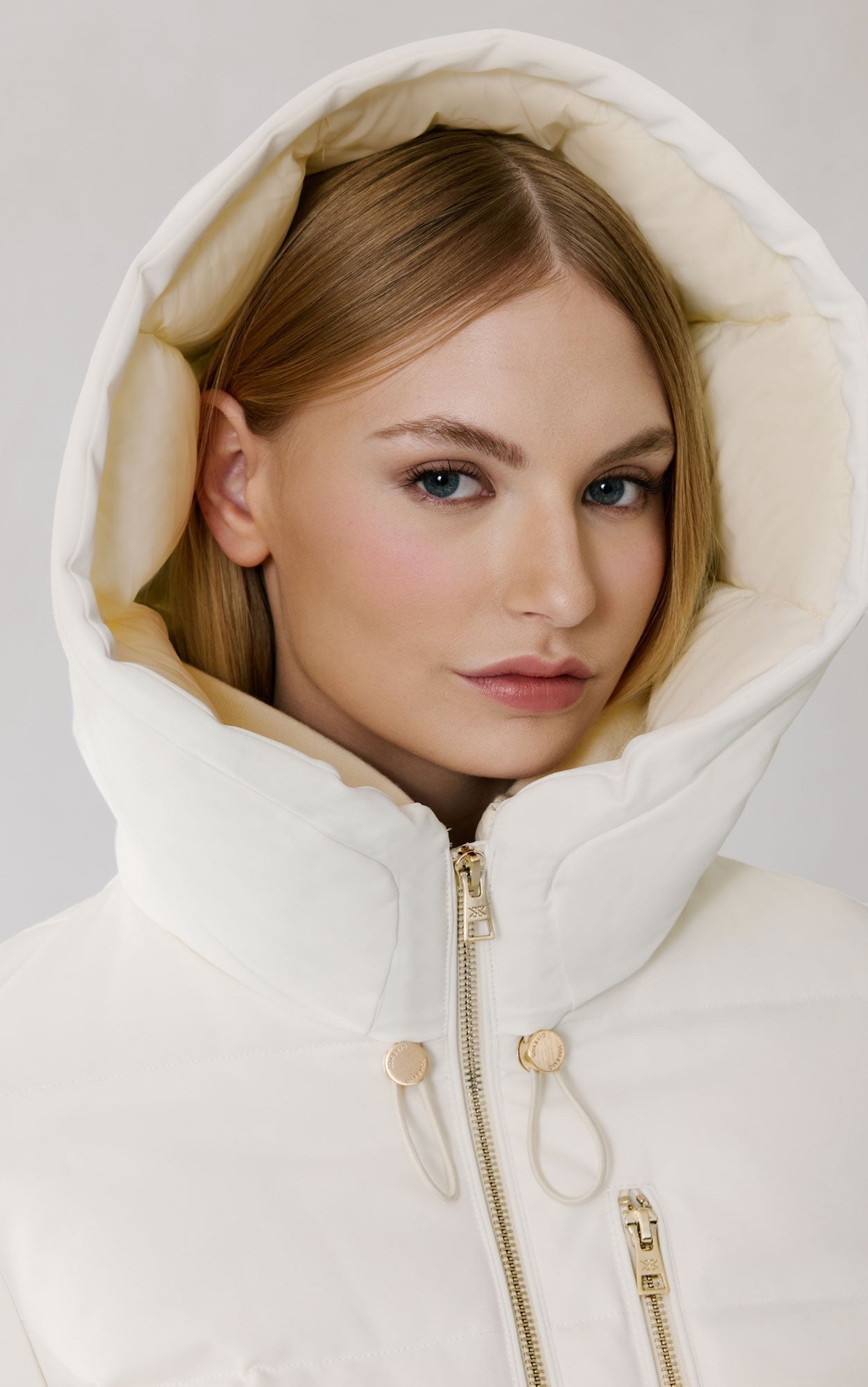 SOIA&KYO MARILOU - Slim - Fit Classic Down Coat With Hood - Boutique Bubbles