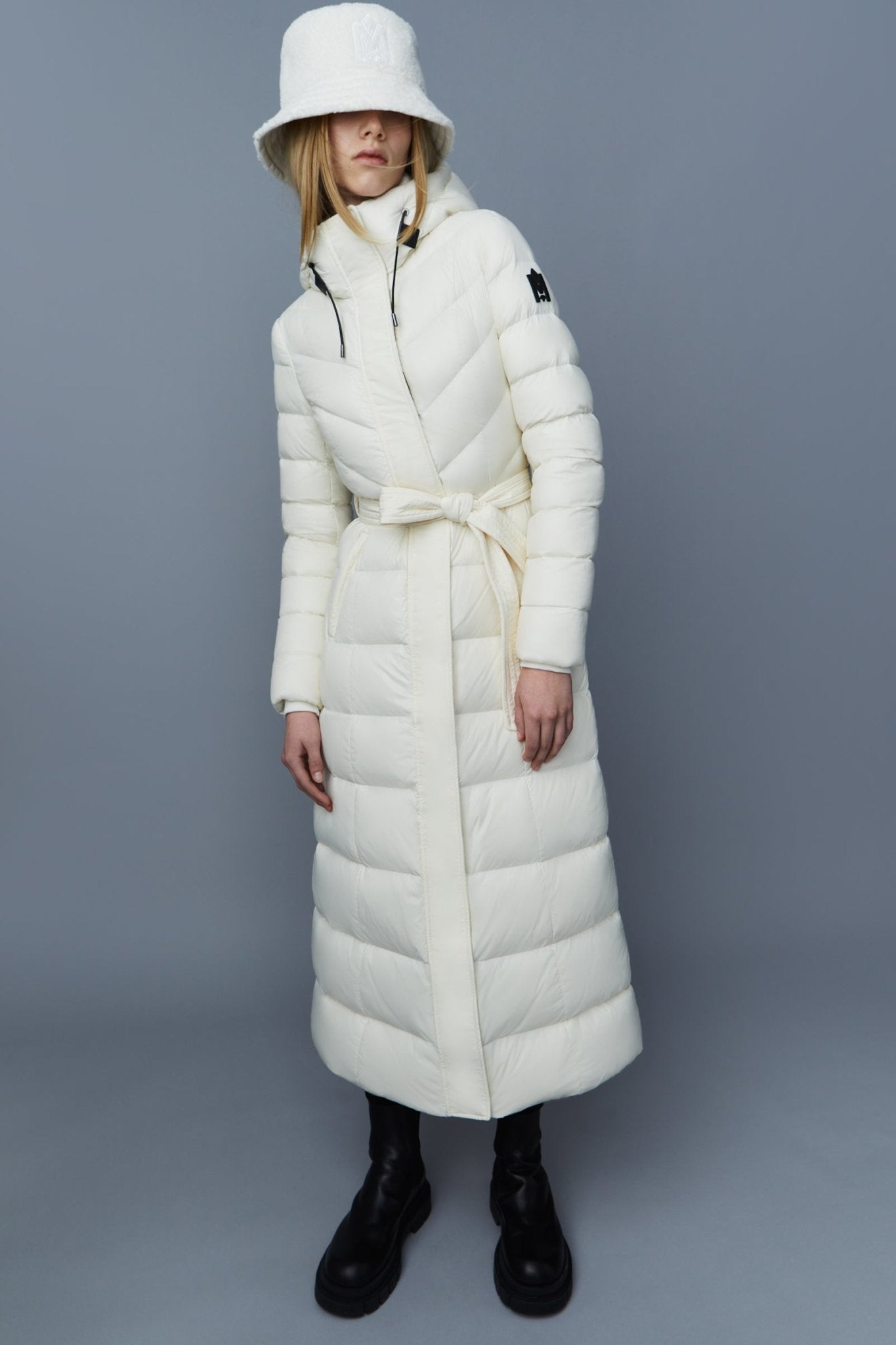 MACKAGE CALINA-R maxi length lightweight down coat with sash belt - Boutique Bubbles